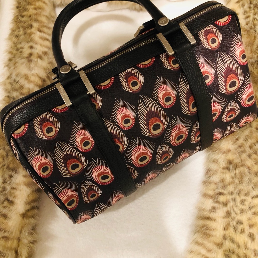 Cute independent designer